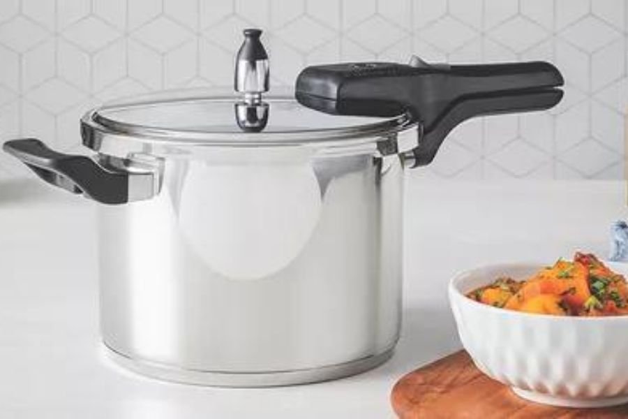 Panela de pressão para fogão de indução